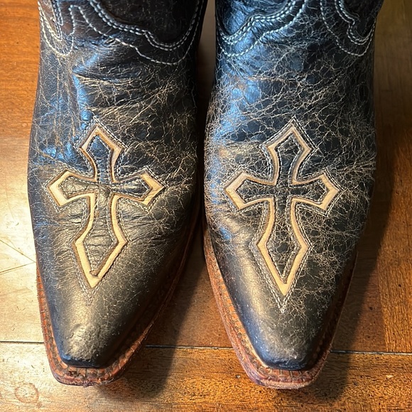Charcoal black CORRAL boots with marbling and cross design - Picture 9 of 11